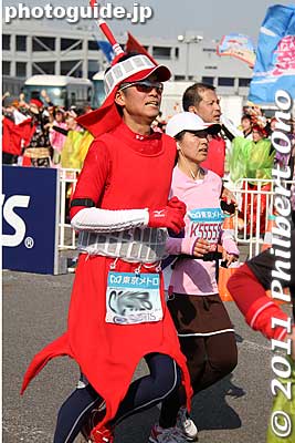Tokyo Tower
Keywords: tokyo koto-ku marathon runners big sight finish line 