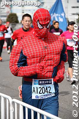 Spiderman
Keywords: tokyo marathon runners 2012 cosplayers costume