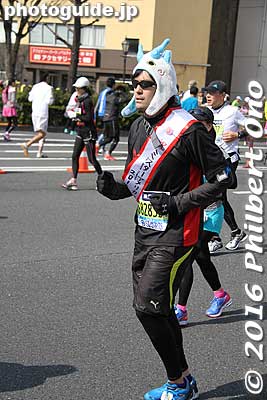Mister America
Keywords: tokyo marathon 2016 cosplayer runners costumes