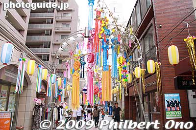 At the end of the arcade, there is an outdoor shopping mall going to the main road.
Keywords: tokyo suginami-ku asagaya tanabata matsuri festival star 
