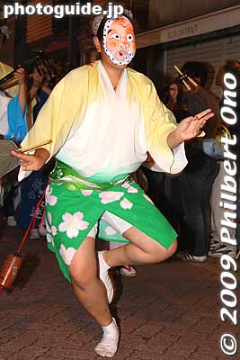 Fool's dance
Keywords: tokyo suginami-ku koenji awa odori dancers matsuri festival women 