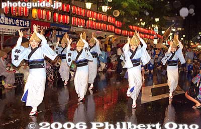 The parade route centers on JR Koenji Station. There are wide and narrow portions of the route.
If it rains, they may stop the festival early.
Keywords: tokyo suginami-ku koenji awa odori dance