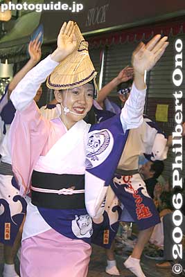 Hyottoko-ren ひょっとこ連
Keywords: tokyo suginami-ku koenji awa odori dance festival