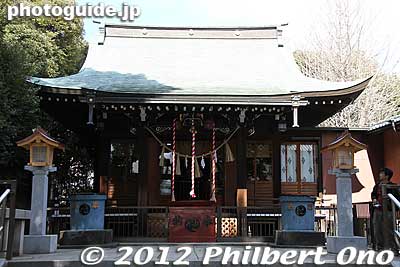Omurai Katori Shrine's main worship hall.
Keywords: tokyo sumida-ku ward omurai katori jinja shrine