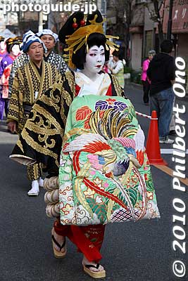 Also see my [url=https://youtu.be/f0MStCfg_Vo]video at YouTube[/url].
Keywords: tokyo taito-ku asakusa geisha oiran courtesan sakura cherry blossom matsuri festival woman
