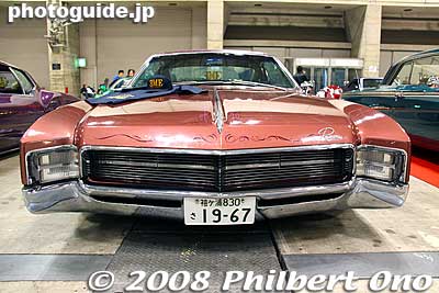 In the 1960s and 1970s, cars had distinguishing designs. But today, most cars look almost the same.
Keywords: tokyo chiba makuhari lowrider car show automobile vintage 