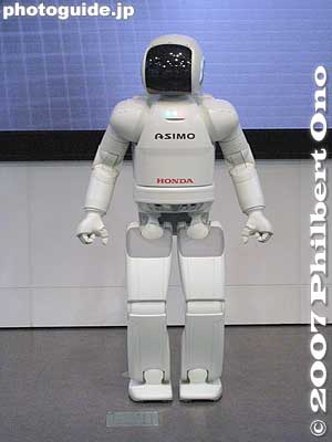 Petite robot
Keywords: tokyo robotics show fair trade humanoid robots japandesign