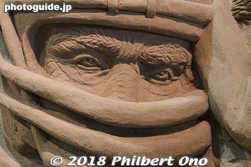 Football player sand sculpture.
Keywords: tottori Sand Museum sculptures