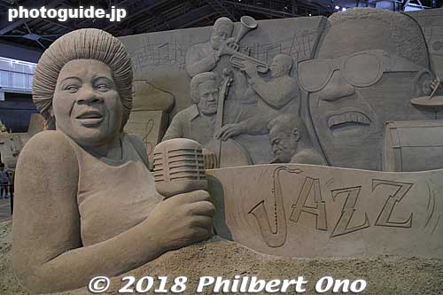 American music, especially jazz. Looks like Ella Fitzgerald, Ray Charles, and Preservation Hall in New Orleans.
Keywords: tottori Sand Museum sculptures