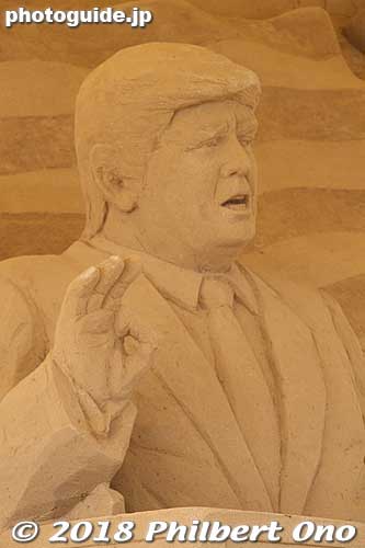 President Donald Trump as a sand sculpture in Tottori, Japan.
Keywords: tottori Sand Museum sculptures