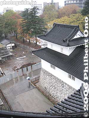 Keywords: toyama castle roof tile