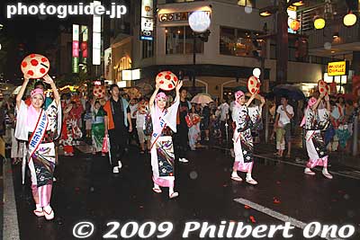 Also see [url=http://www.youtube.com/watch?v=Tu4X7ATHVOk]my YouTube video here.[/url]
Keywords: yamagata hanagasa matsuri festival tohoku flower hat dancers woman girls women kimono 