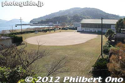 Now the Ozushima Primary School, this was where they had the military barracks for kaiten personnel. They transported the kaiten from here to the offshore launch-training facility.
Keywords: yamaguchi ozushima island kaiten human manned torpedo suicide