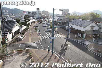 Street heading to JR Yanai Station.
Keywords: yamaguchi yanai shirakabe white wall traditional townscape