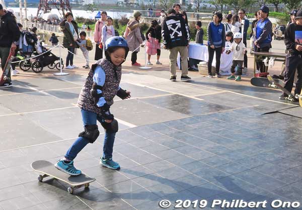 Koto Sports Caravan, Toyosu Skateboarding lesson for kids.