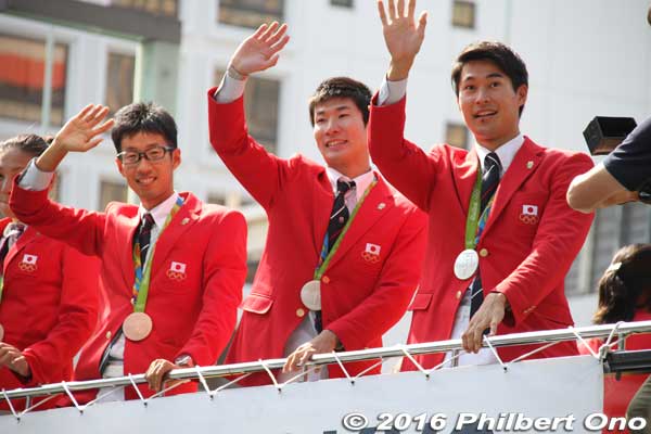 Arai Hirooki (bronze, 50km race walk), Kiryu Yoshihide and Iizuka Shota (silver, 100m relay)