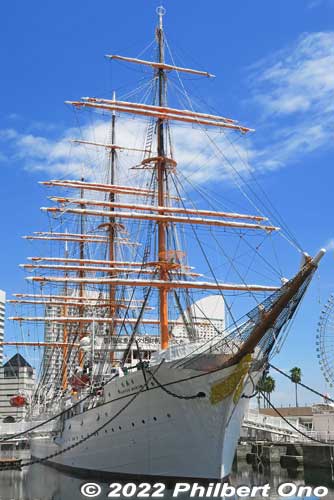 Nippon Maru Itinerary, Current Position, Ship Review