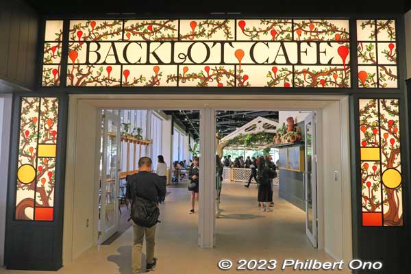 Backlot Cafe 