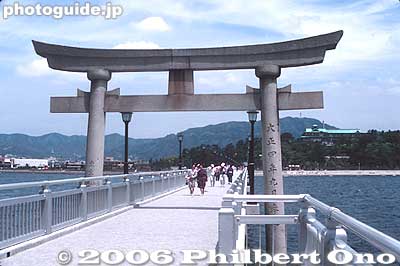 Torii on Takeshima island
Keywords: aichi prefecture gamagori takeshima japanshrine