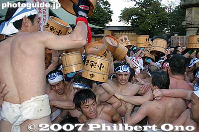 Keywords: aichi inazawa konomiya jinja shrine hadaka matsuri3 festival naked loincloth men man