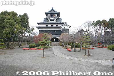 Inuyama Castle
National Treasure
Keywords: aichi prefecture inuyama castle national treasure