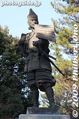 Statue of Oda Nobunaga at Kiyosu Park, Aichi.
Keywords: aichi kiyosu samurai japansculpture 