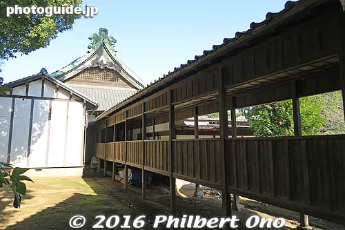Corridor to the Soshido (not open to the public).
Keywords: chiba ichikawa nakayama hokekyoji nichiren buddhist temple