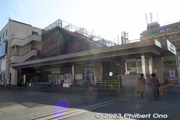Kamagaya-Daibutsu Station on the Shin-Keisei Line.
Keywords: Chiba Kamagaya