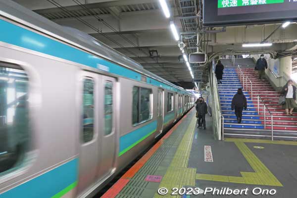 JR Kashiwa Station platform on the JR Joban Line.
Keywords: Chiba Kashiwa Station