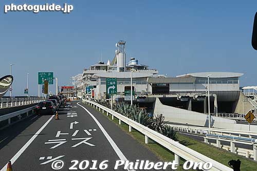 Off-ramp to Umihotaru.
Keywords: chiba kisarazu umihotaru Tokyo Bay Aqua Line