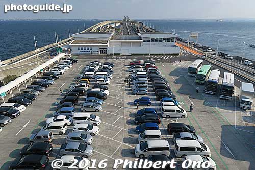 I went on a Sunday so it was packed with cars. 
Keywords: chiba kisarazu umihotaru Tokyo Bay Aqua Line