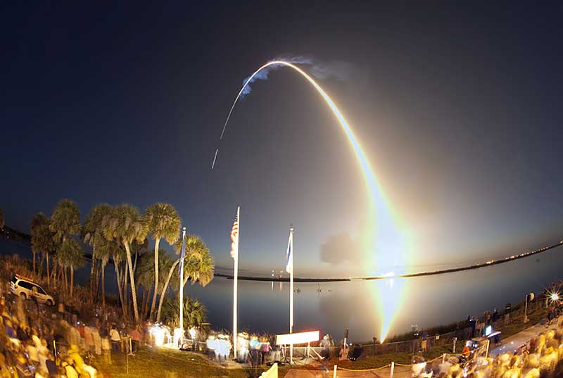 5 April 2010 --- Time-elapsed photography captures space shuttle Discovery's path to orbit. Liftoff from Launch Pad 39A at NASA's Kennedy Space Center in Florida was at 6:21 a.m. (EDT) April 5, 2010 on the STS-131 mission.
5 April 2010 --- Time-elapsed photography captures space shuttle Discovery's path to orbit. Liftoff from Launch Pad 39A at NASA's Kennedy Space Center in Florida was at 6:21 a.m. (EDT) April 5, 2010 on the STS-131 mission. Onboard are NASA astronauts Alan Poindexter, commander; James P. Dutton Jr., pilot; Rick Mastracchio, Dorothy Metcalf-Lindenburger, Stephanie Wilson and Clayton Anderson; along with Japan Aerospace Exploration Agency (JAXA) astronaut Naoko Yamazaki, all mission specialists. The seven-member crew will deliver the multi-purpose logistics module Leonardo, filled with supplies, a new crew sleeping quarters and science racks that will be transferred to the International Space Station's laboratories. The crew also will switch out a gyroscope on the station's truss structure, install a spare ammonia storage tank and retrieve a Japanese experiment from the station's exterior. STS-131 is the 33rd shuttle mission to the station and the 131st shuttle mission overall.
