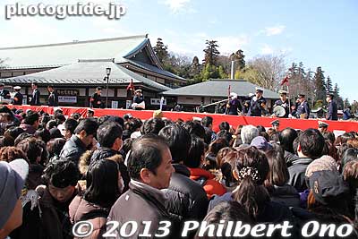 Since I came all the way out here, I decided to stay and see the second bean-throwing ceremony at 1:30 pm.
Keywords: chiba narita-san shinshoji temple shingon buddhist setsubun mamemaki bean throwing