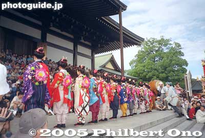 Offering prayers at Narita Gion Matsuri
Keywords: chiba, narita, gion, matsuri, festival, narita-san, children japanchild