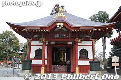 Issaikyodo Hall (Buddhist Scriptures Hall) 一切経堂
Keywords: chiba narita narita-san temple Shingon Buddhist