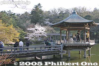Narita-san Park's Ukimido Floating Hall
Keywords: chiba, narita, narita-san, temple, Buddhist, sakura, cherry blossoms, japangarden, ukimido