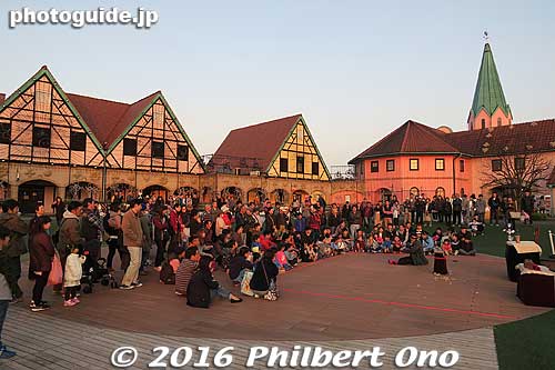 This is the center of the park, with German-style buildings. Perhaps modeled after Rothenburg.
Keywords: chiba sodegaura tokyo german village