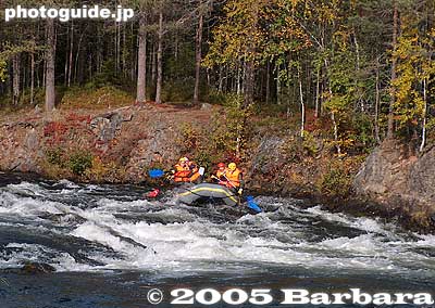Shooting the rapids
Keywords: Finland river rafting Kitkajoki