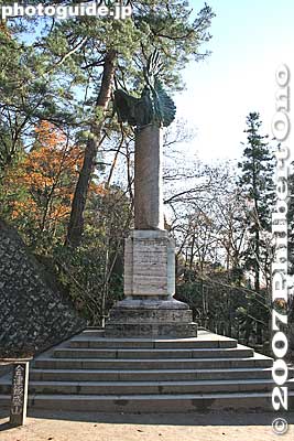 Monument from Rome, Italy, given in 1928 by Mussolini. The column is from the ruins of a palace in Pompeii.
Keywords: fukushima aizu-wakamatsu iimoriyama hill byakkotai white tiger graves tombs memorial