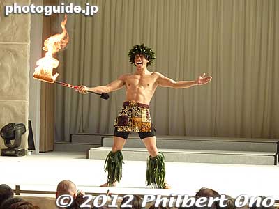 Fire knife dancers are the highlight and crowd pleasers. They are Japanese, but well-trained and highly skilled with the fire.
Keywords: fukushima iwaki spa resort hawaiians water park amusement hot spring onsen pool slides hula girls dancers polynesian show fire