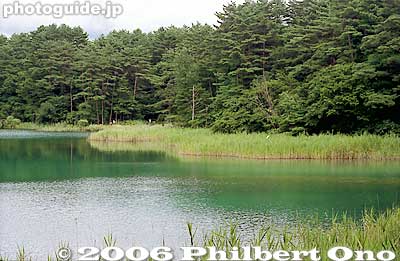 Keywords: fukushima kitashiobara-mura village goshikinuma bandai-asahi national park pond