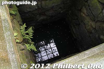 Hikage Well in Nihonmatsu Castle, one of Japan's Three Famous Wells. It is 16 meters deep. 日影の井戸
Keywords: fukushima nihonmatsu kasumigajo castle