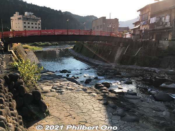 Keywords: gifu gujo hachiman kitamachi kodara river