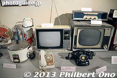 Electrical appliances from the 1950s-70s.
Keywords: gifu hashima museum japandesign