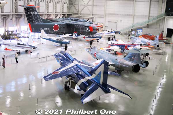 Mitsubishi T-2 Blue Impulse aerobatic jet.
Keywords: gifu Kakamigahara Air Space Museum aviation airplane
