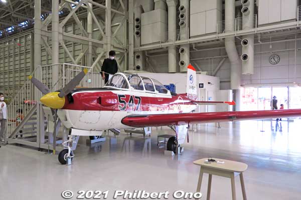 Fuji T-3 trainer plane. There was steps to see the cockpit. T-3コックピット搭乗体験
Keywords: gifu Kakamigahara Air Space Museum aviation airplane