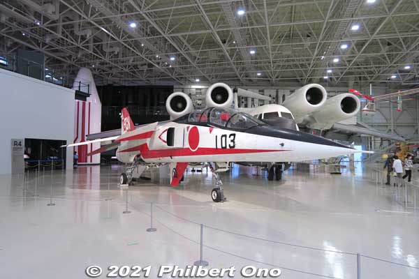 Mitsubishi T-2 Control-Configured Vehicle (CCV) Research jet. T-2CCV研究機
Keywords: gifu Kakamigahara Air Space Museum aviation airplane