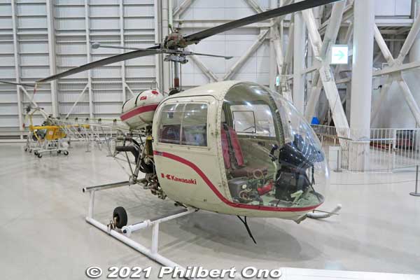 Toward the back of the hall are helicopters. This is Kawasaki-Bell 47G3B-KH4 from 1971.
Keywords: gifu Kakamigahara Air Space Museum aviation airplane