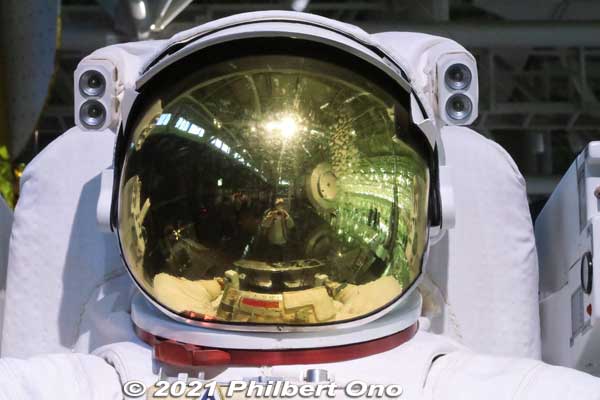 US astronaut spacesuit helmet.
Keywords: gifu Kakamigahara Air Space Museum aviation rockets