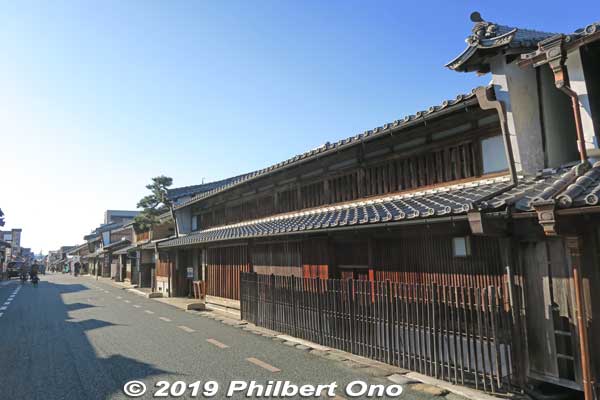 Yoshida Kobo
Keywords: gifu mino udatsu roof traditional townscape